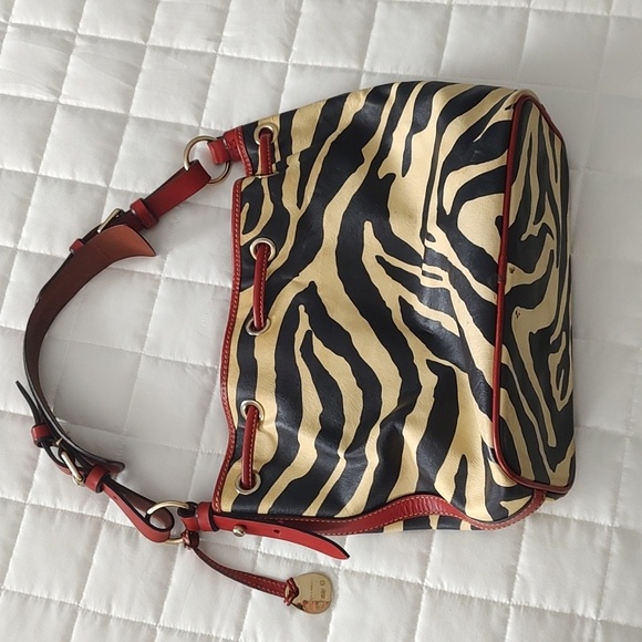 Dooney & Bourke - Picture 2 of 7